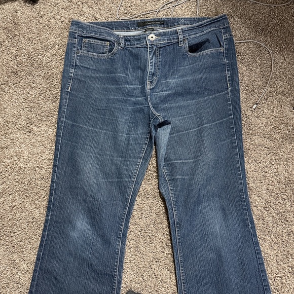 Calvin Klein Blue Flare Jeans size 18W - Picture 3 of 6
